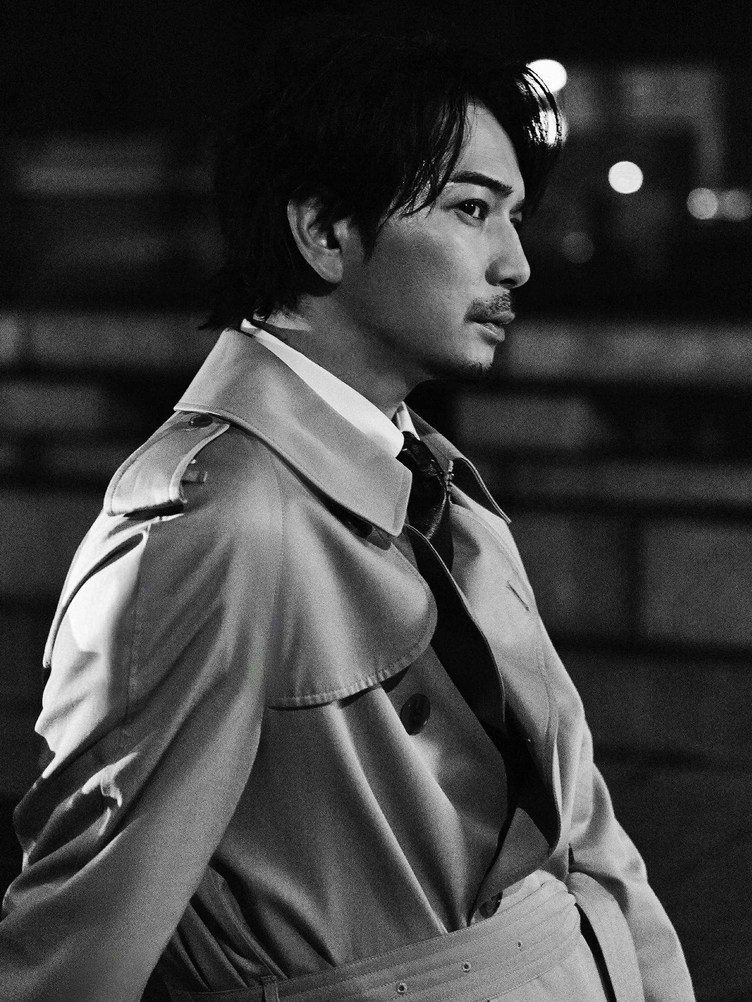 Jun Matsumoto wearing an Aquascutum trench coat