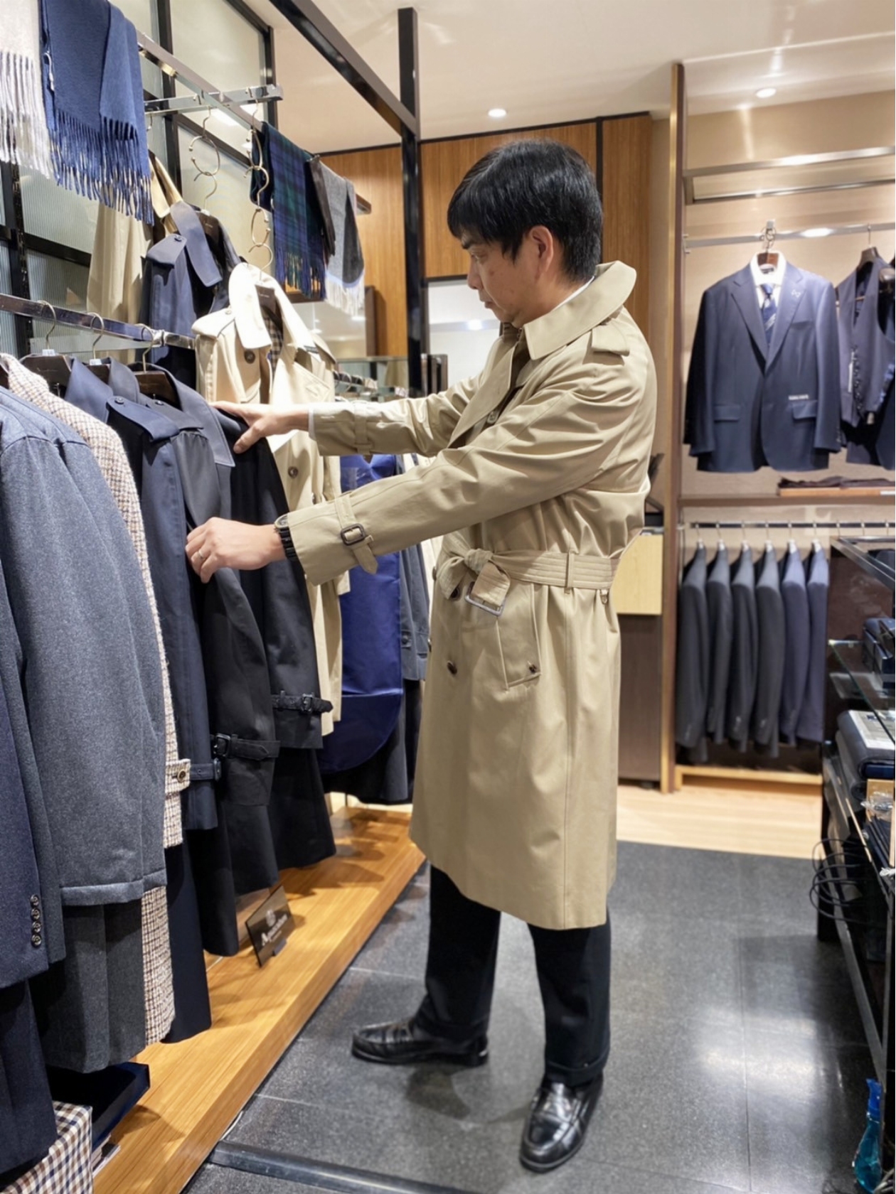 売り切り価格！伊勢丹メンズ別注Aquascutumトレンチコート