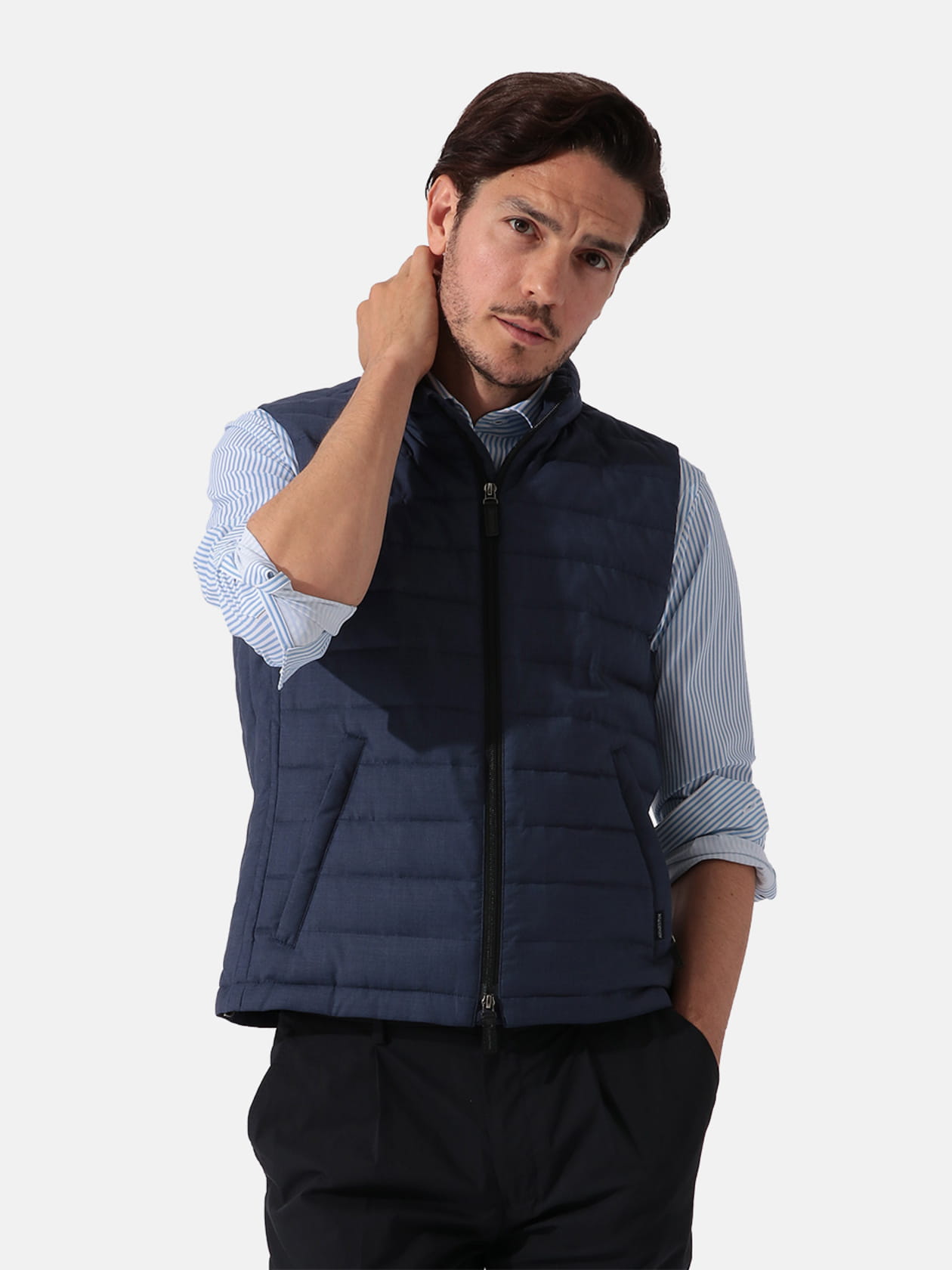 Aquascutum TEC.3】パッカブル中綿ベスト