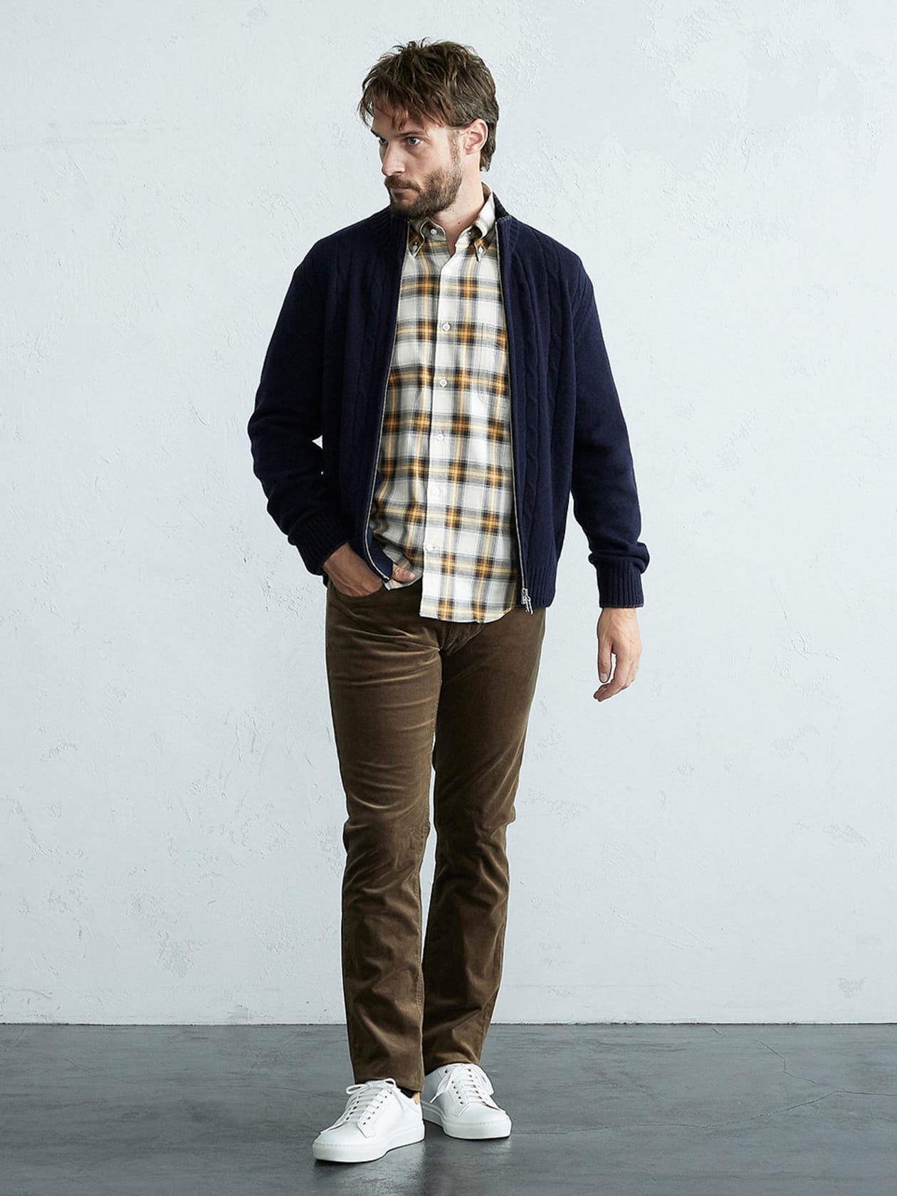 【新品/70%off】 Aquascutum ケーブルフルジップアップニット ケーブル フルジップアップニット