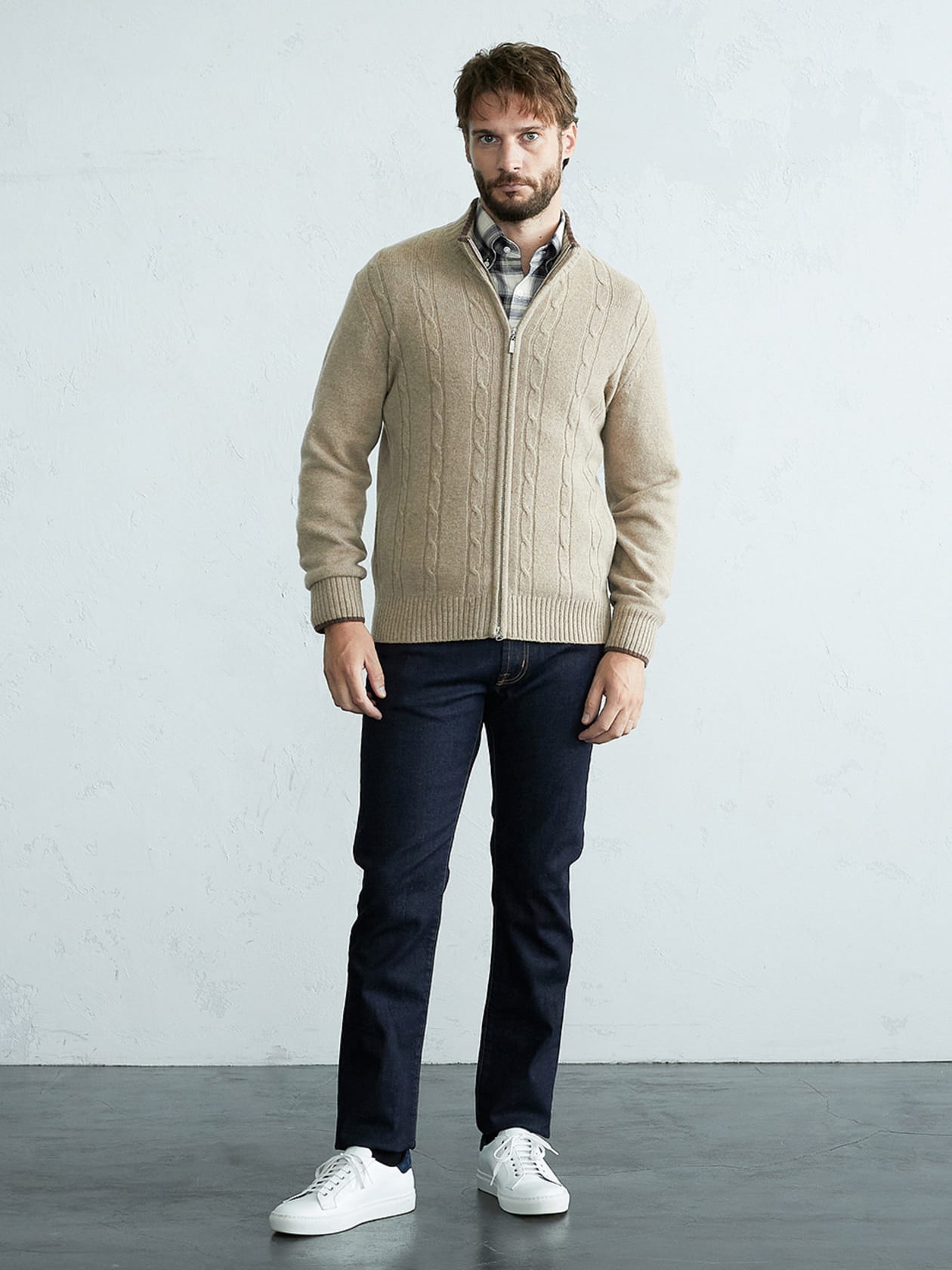 【新品/70%off】 Aquascutum ケーブルフルジップアップニット ケーブル フルジップアップニット