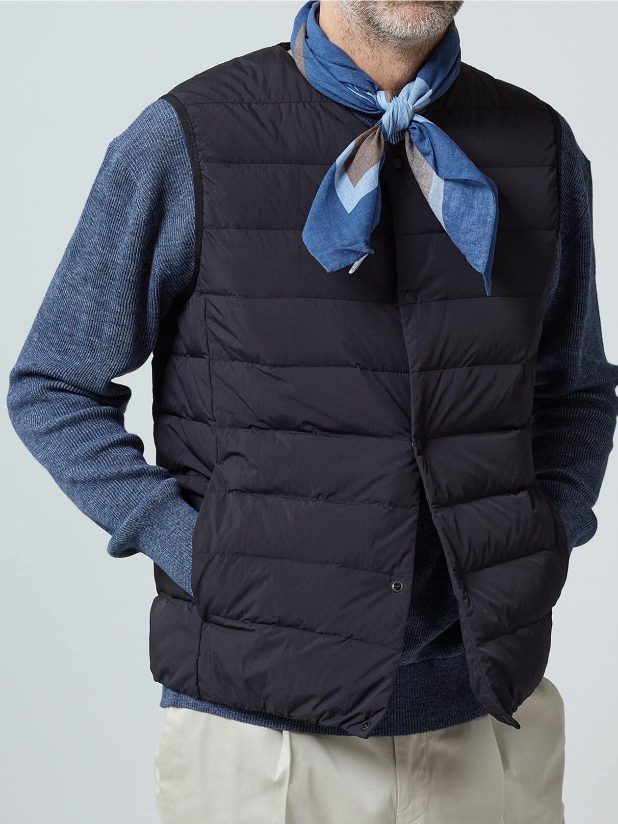 アクアスキュータム ダウンベスト 現行品 Down Waistcoat
