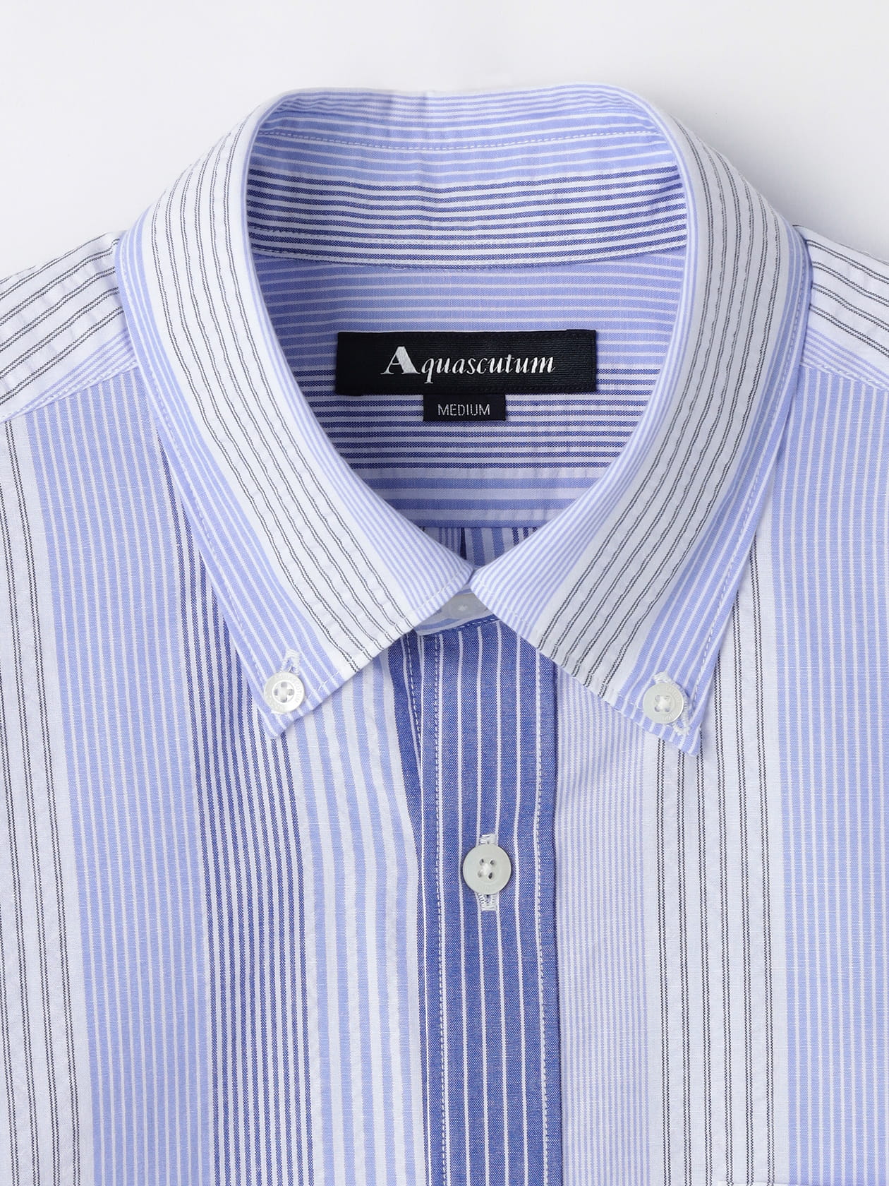 シアサッカーストライプ半袖シャツ【EC・一部店舗限定品】