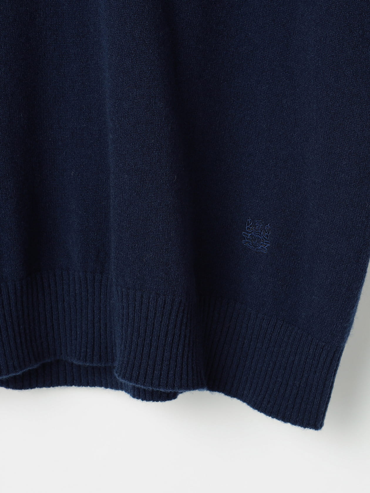 ピュアカシミヤ Vネック