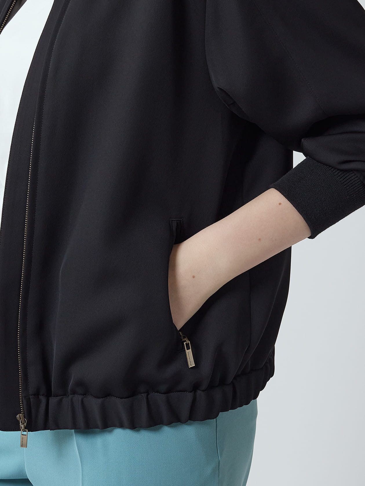 ダブルクロスブルゾン