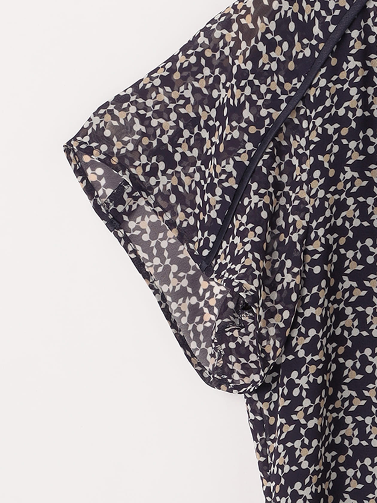 幾何フラワーPRINTワンピース