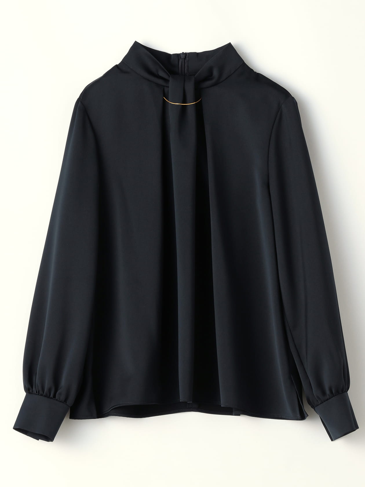 クレープサテンブラウス