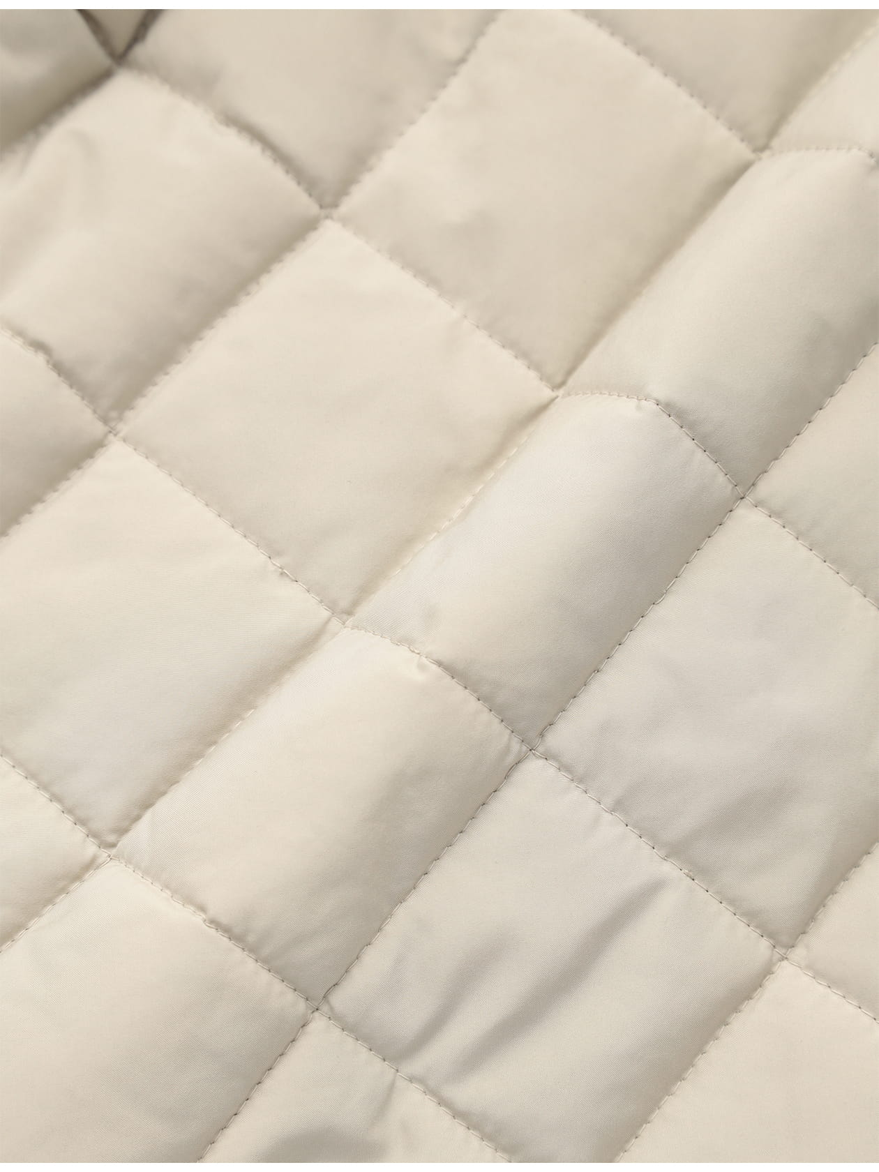 新品　1% シュウヘイオガワ　USU GALLERY キルティングコート　フリル 新品 1% シュウヘイオガワ USU GALLERY キルティングコート フリル