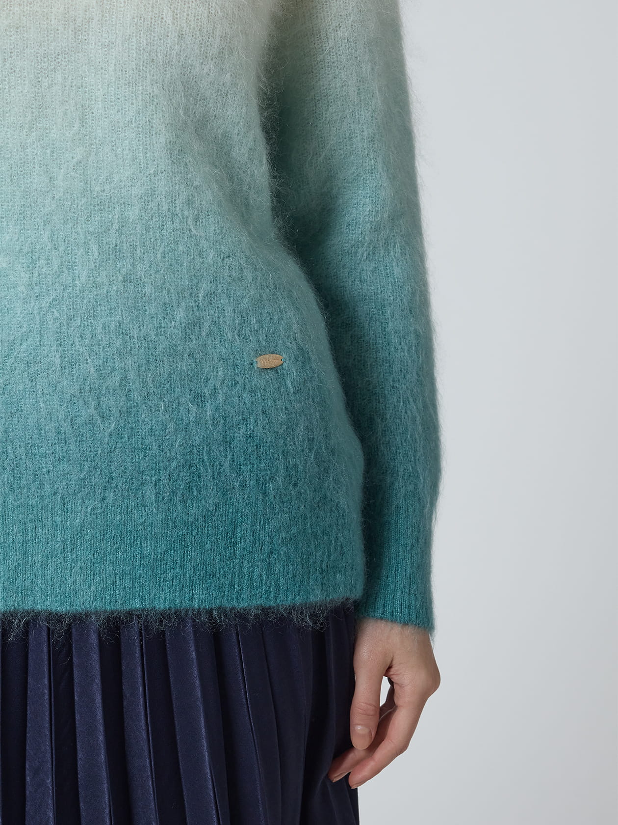 グラデーションモヘアニット