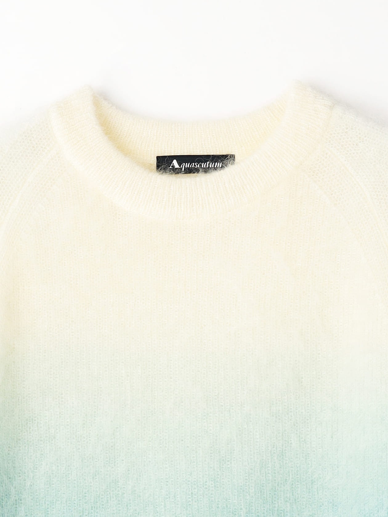 グラデーションモヘアニット