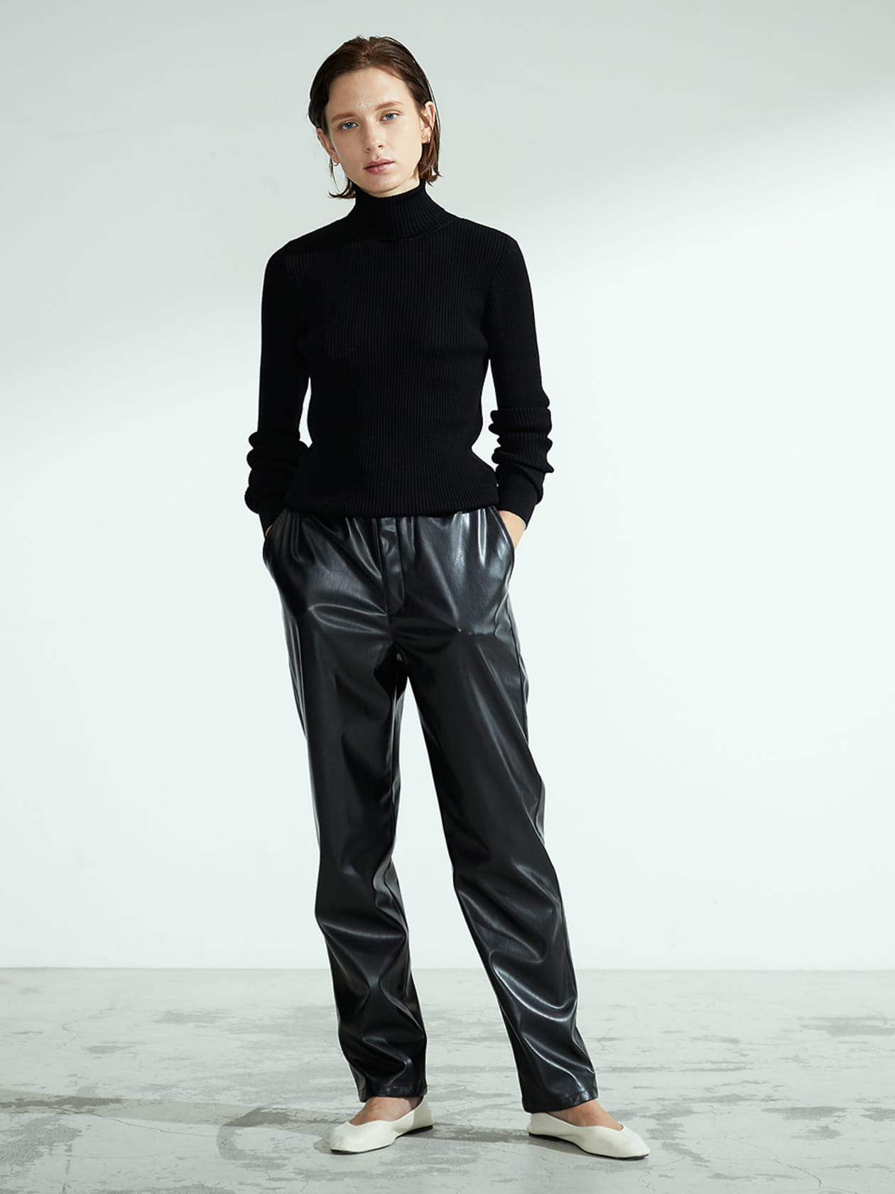 AQW】フェイクレザーパンツ