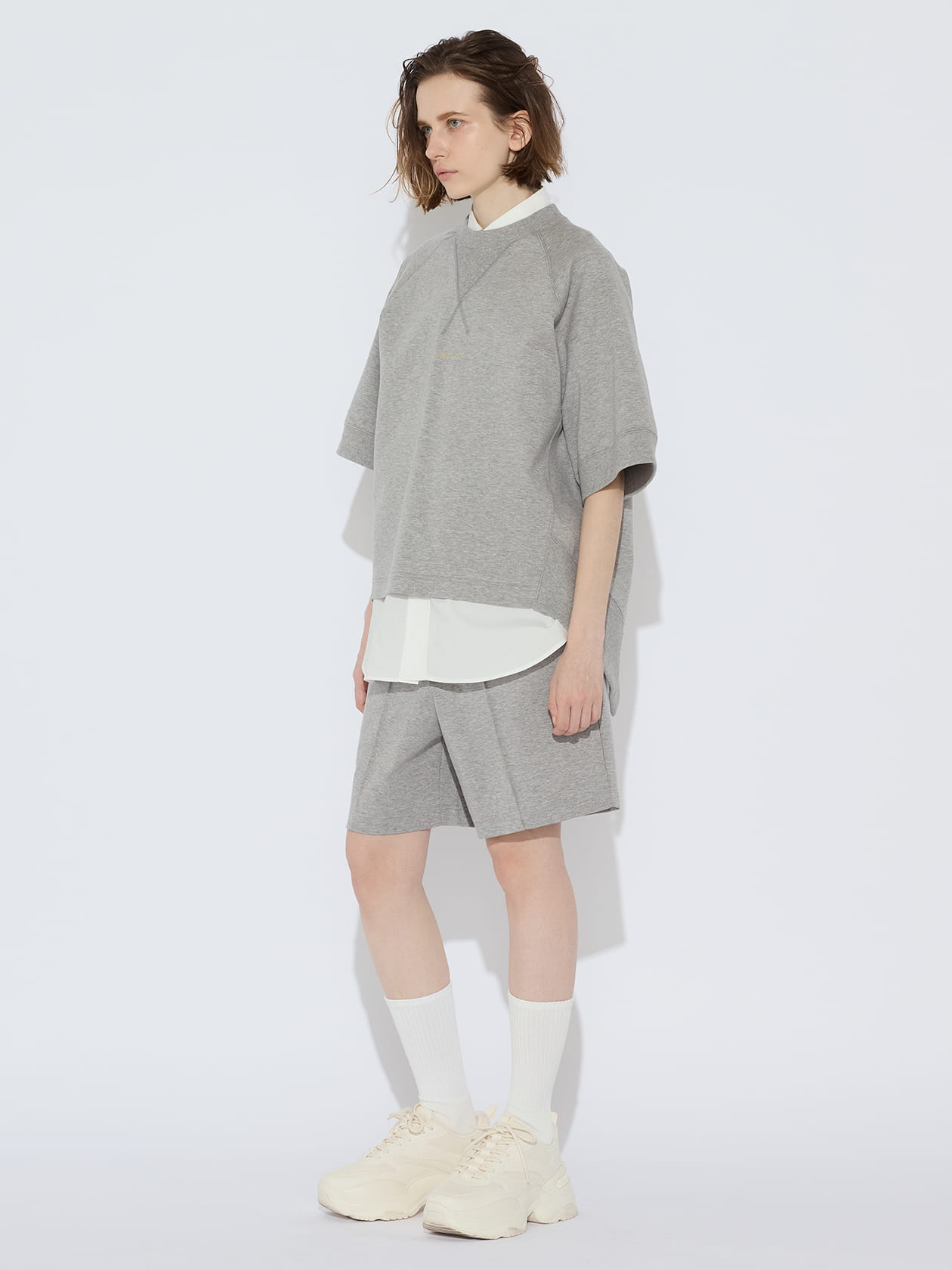 ポンチ プルオーバー