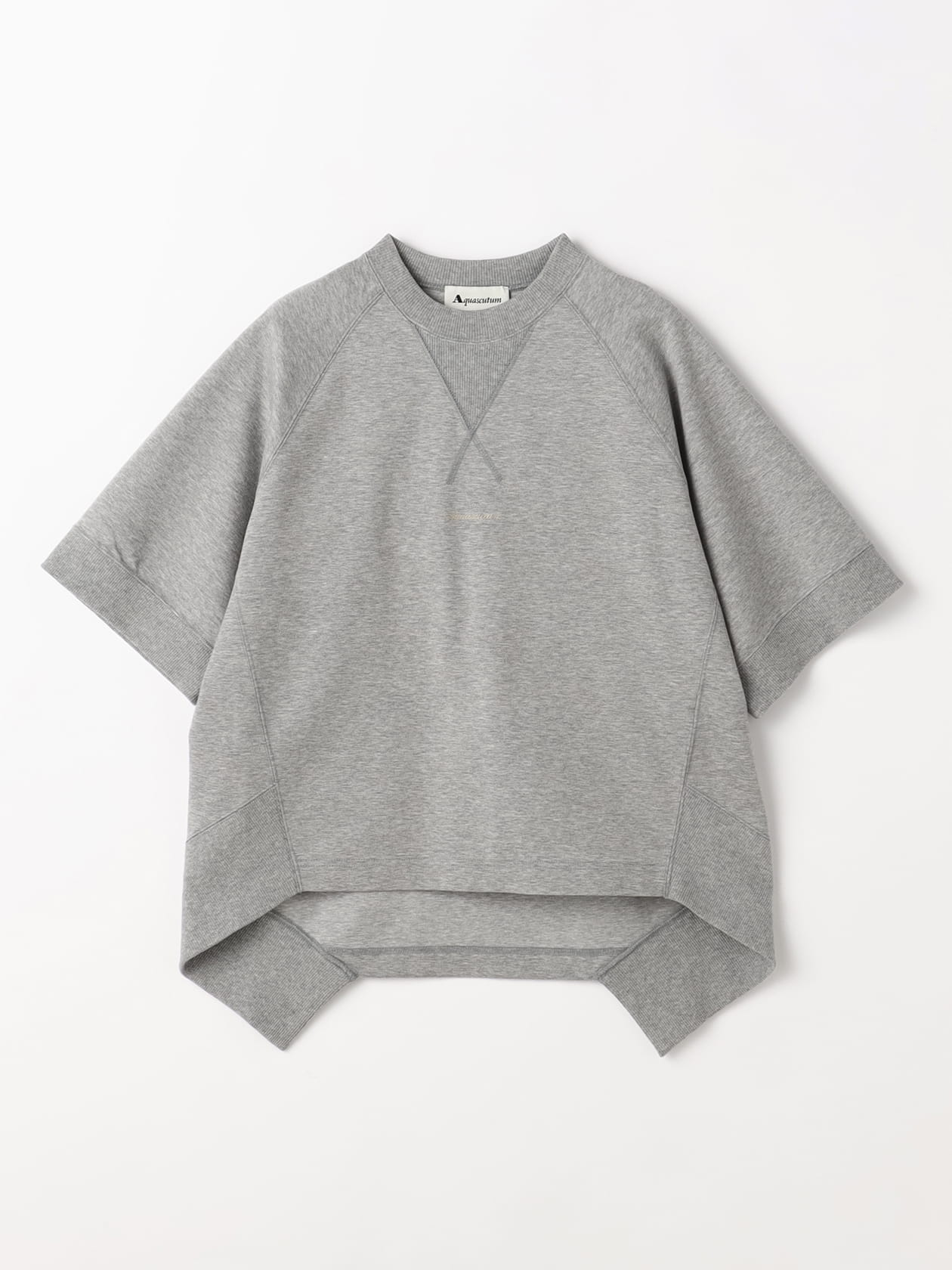 ポンチ プルオーバー