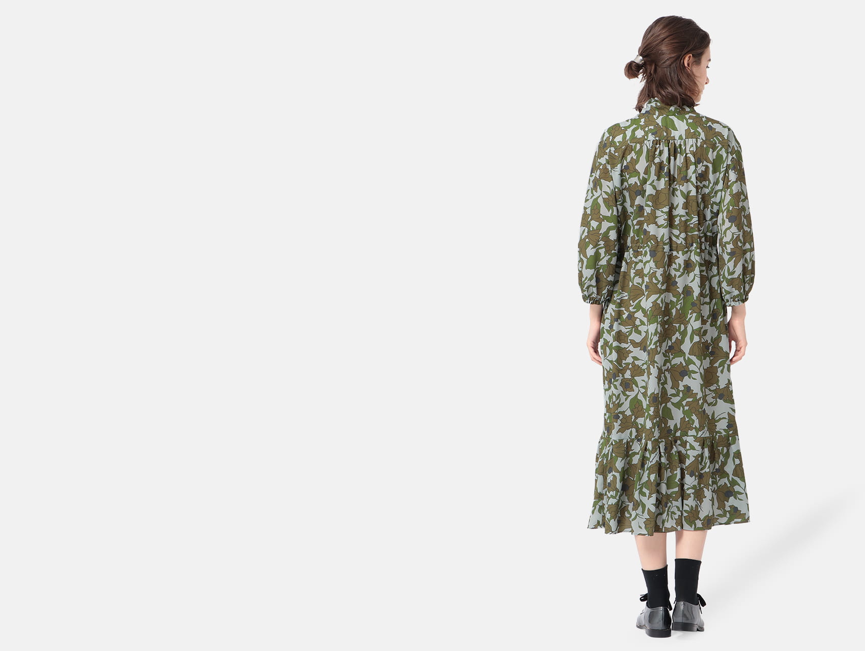 アクアスキュータム ホワイトレーベル アクアスキュータム ホワイトレーベル アクアスキュータム公式サイト レディース ホワイトレーベル フラワープリントワンピース